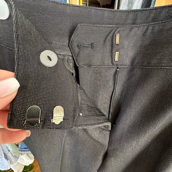 Atelier Luxe.All day easy pants-black. Size 12. - Picture 8 of 14